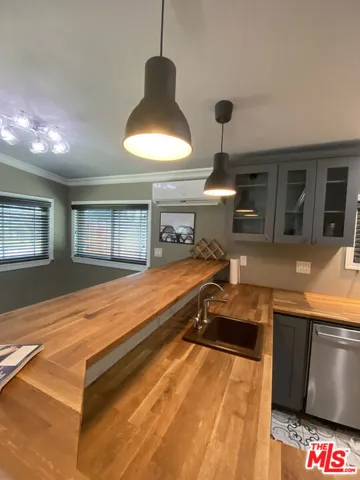 321 S Akeley Drive, Glendora, California 91741