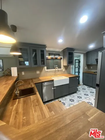 321 S Akeley Drive, Glendora, California 91741