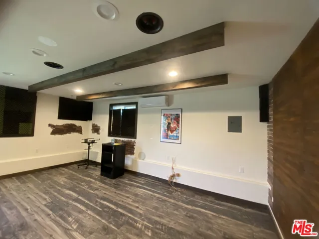 321 S Akeley Drive, Glendora, California 91741