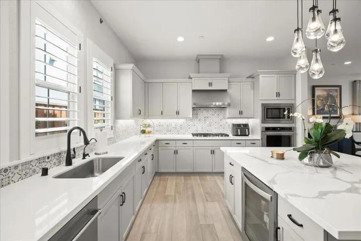 2996 Minaret Way, Marina, California 93933