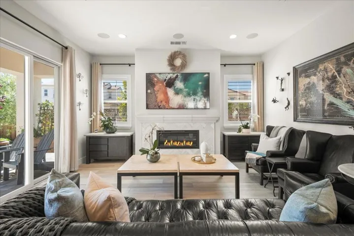 2996 Minaret Way, Marina, California 93933