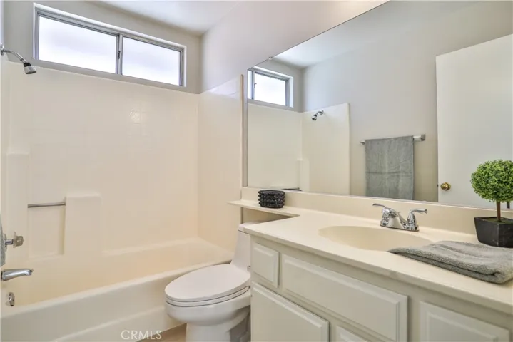 539 Nina Circle, Perris, California 92571