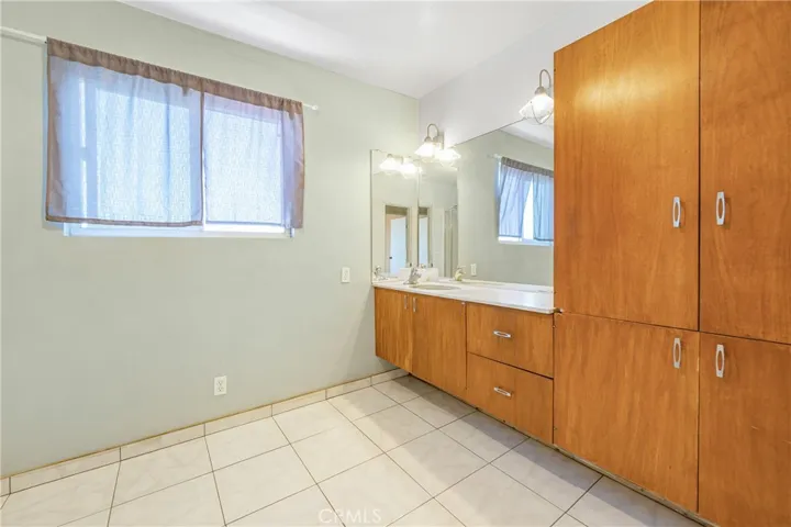 11752 Hoback Street, Norwalk, California 90650