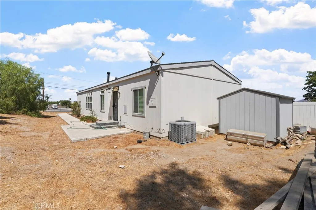 22541 Markham Street, Perris, California 92570 home-pic-30