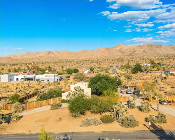 8977 Del Monte Avenue, Yucca Valley, California 92284