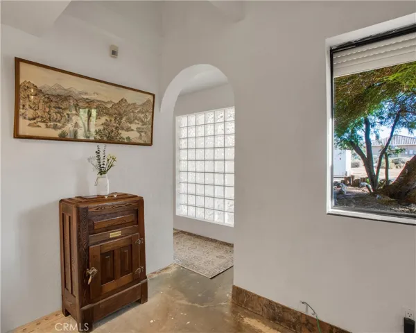 8977 Del Monte Avenue, Yucca Valley, California 92284