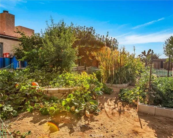 8977 Del Monte Avenue, Yucca Valley, California 92284