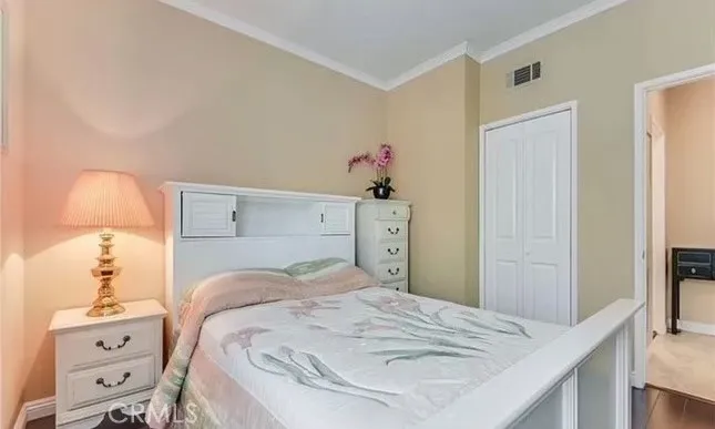 Upstairs Bedroom #2