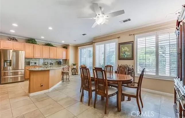 Dining Room/Kitchen space