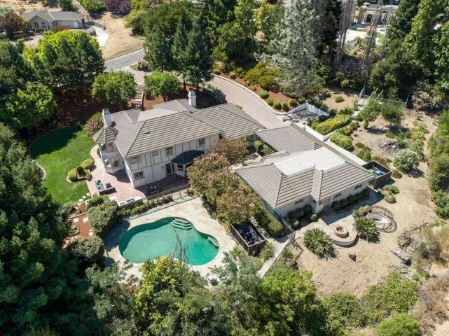 13536 Deer Trail Court, Saratoga, California 95070