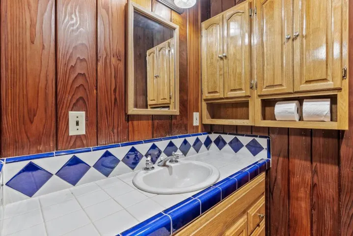869 San Lorenzo Avenue, Felton, California 95018