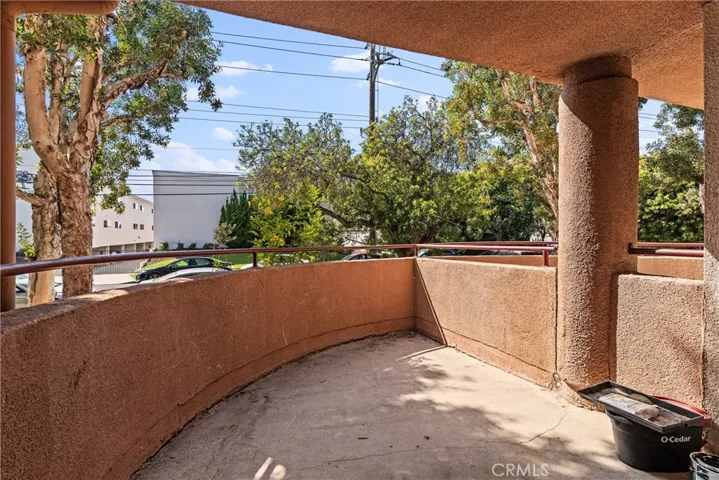 16700 Yukon Avenue 104, Torrance, California 90504