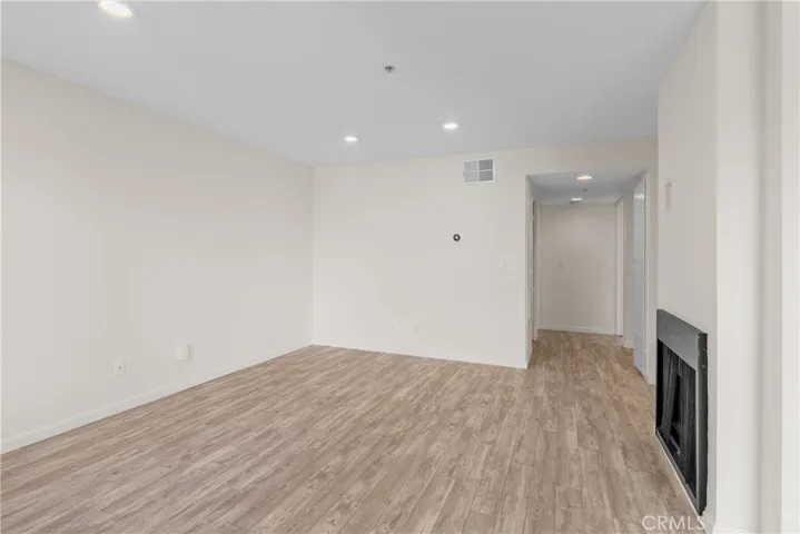 16700 Yukon Avenue 104, Torrance, California 90504