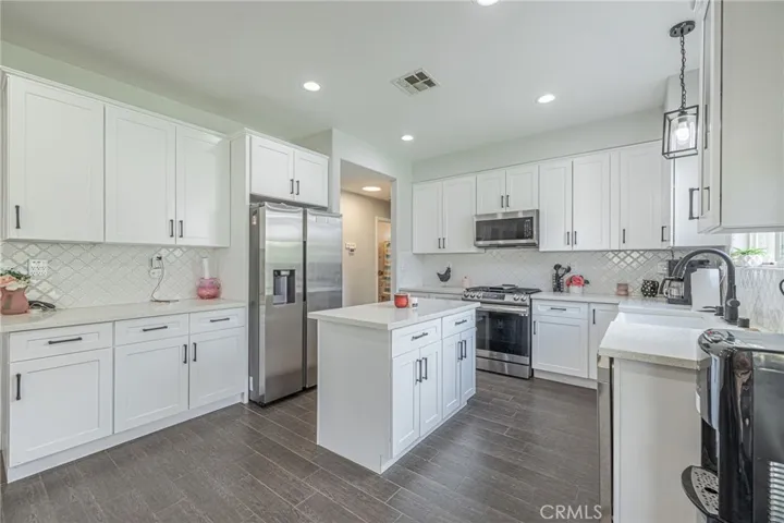 40063 Watford Way, Palmdale, California 93551