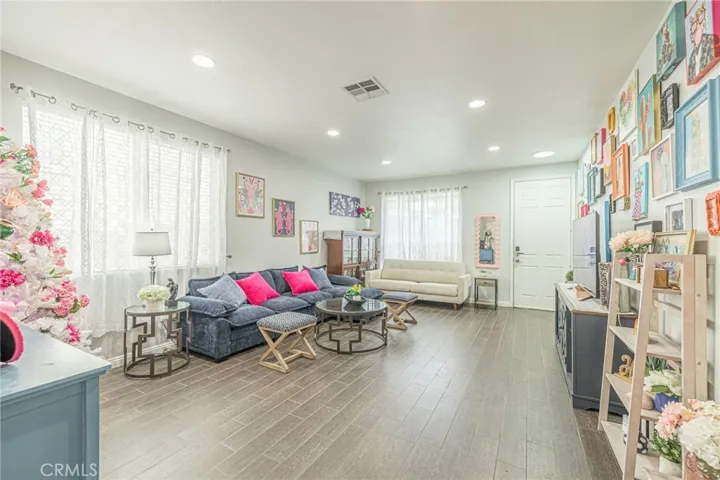 40063 Watford Way, Palmdale, California 93551