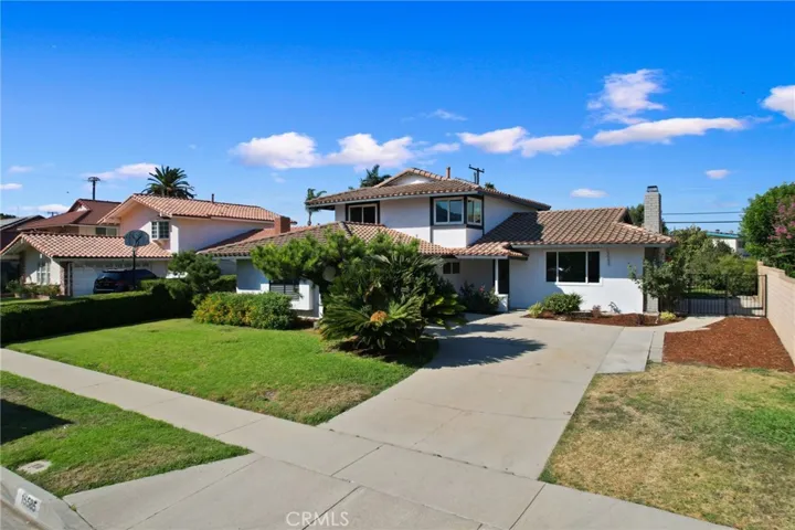 15585 Regalado Street, Hacienda Heights, California 91745