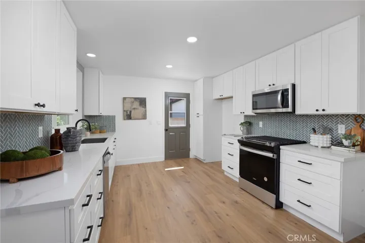 15585 Regalado Street, Hacienda Heights, California 91745