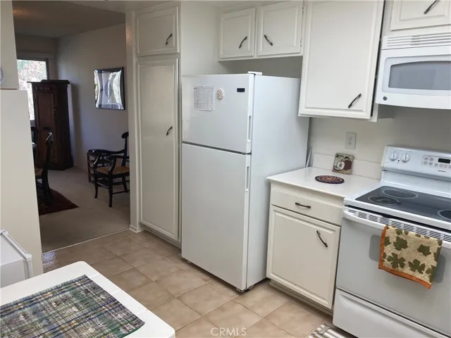 4002 Calle Sonora 2f, Laguna Woods, California 92637