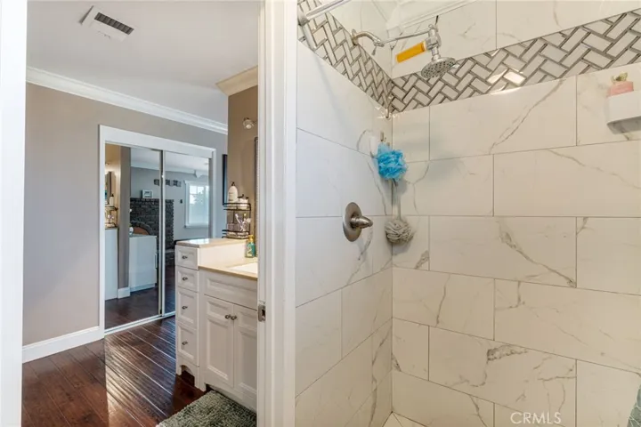 82 N Peach Avenue, Clovis, California 93612