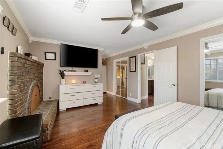 82 N Peach Avenue, Clovis, California 93612