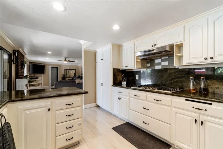 82 N Peach Avenue, Clovis, California 93612