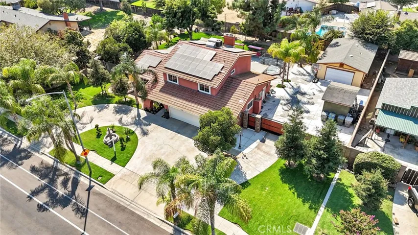 82 N Peach Avenue, Clovis, California 93612