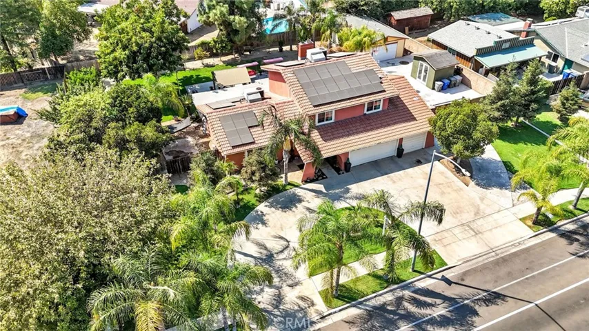 82 N Peach Avenue, Clovis, California 93612