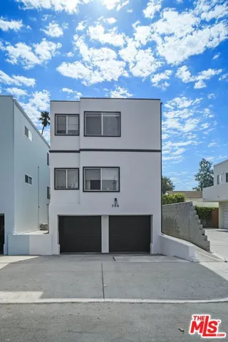 506 Boccaccio Avenue, Venice, California 90291