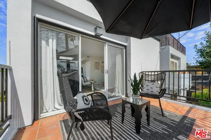 506 Boccaccio Avenue, Venice, California 90291