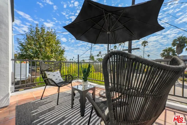 506 Boccaccio Avenue, Venice, California 90291