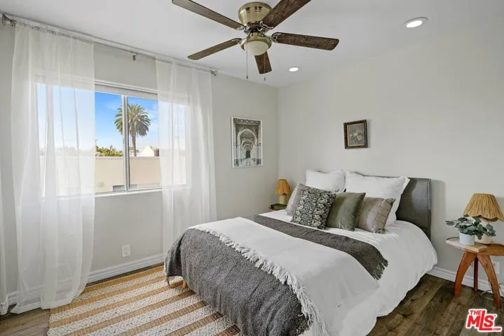 506 Boccaccio Avenue, Venice, California 90291