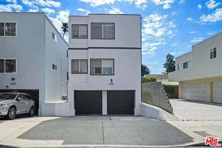 506 Boccaccio Avenue, Venice, California 90291