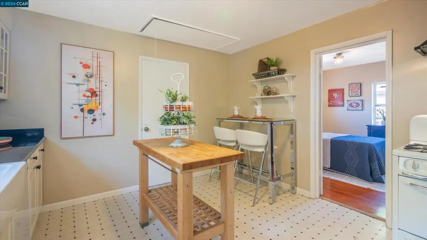 3815 Magee Ave, Oakland, California 94619
