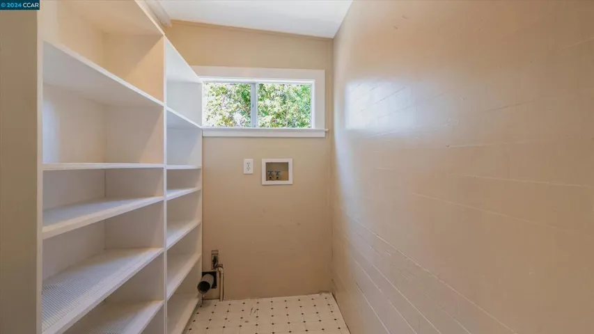 3815 Magee Ave, Oakland, California 94619