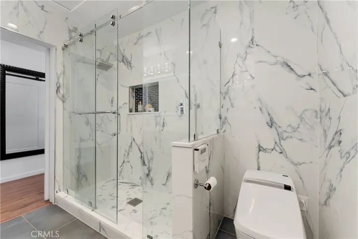 Primary Double Shower