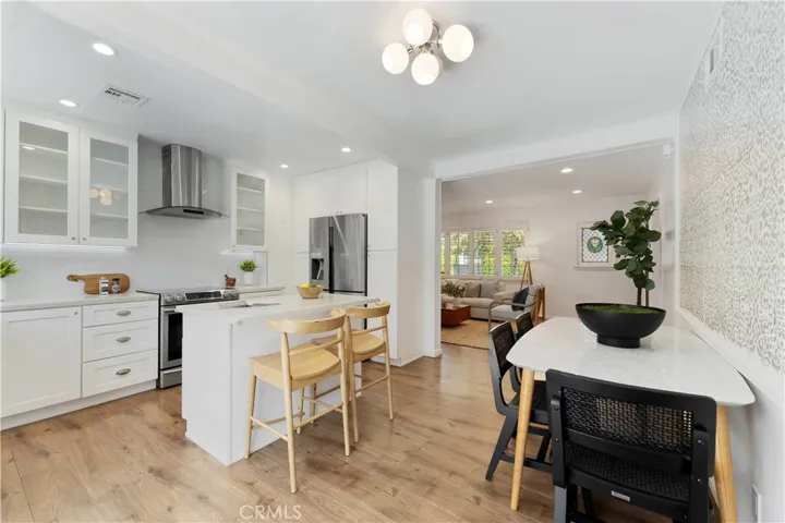 Open Kitchen