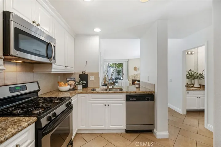 28477 Klondike Drive, Lake Forest, California 92679