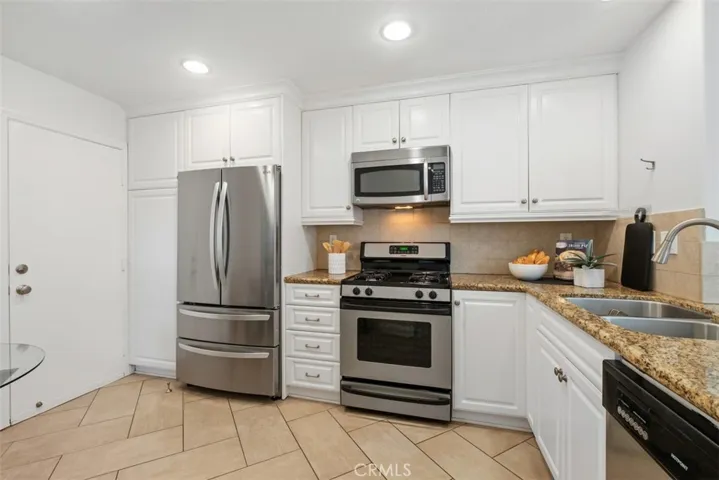 28477 Klondike Drive, Lake Forest, California 92679