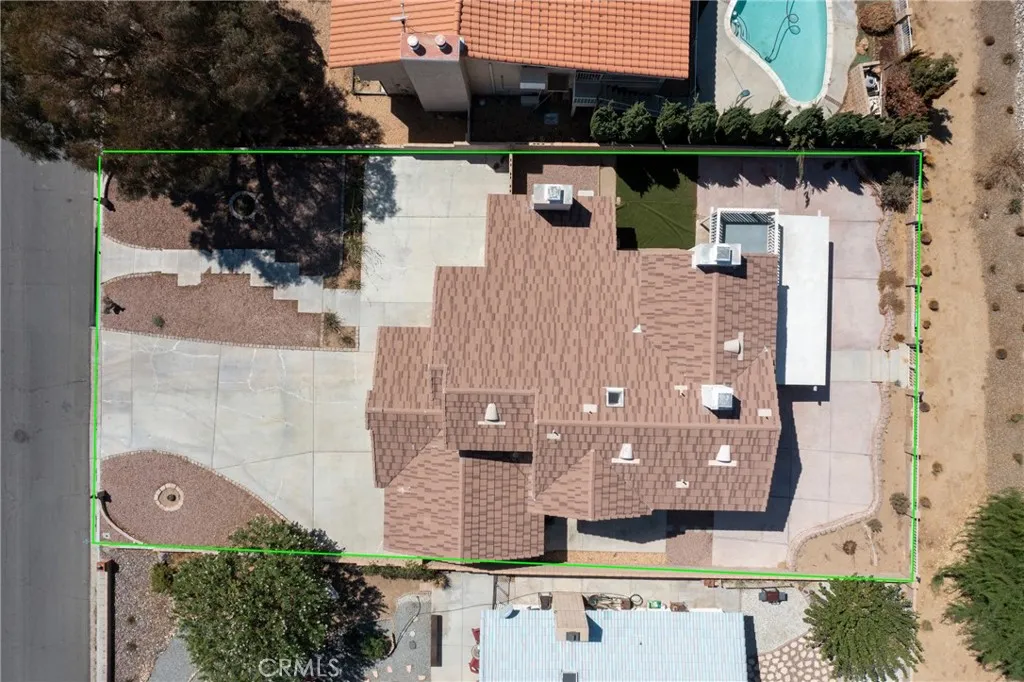 14743 Blue Grass Drive, Helendale, California 92342 home-pic-46