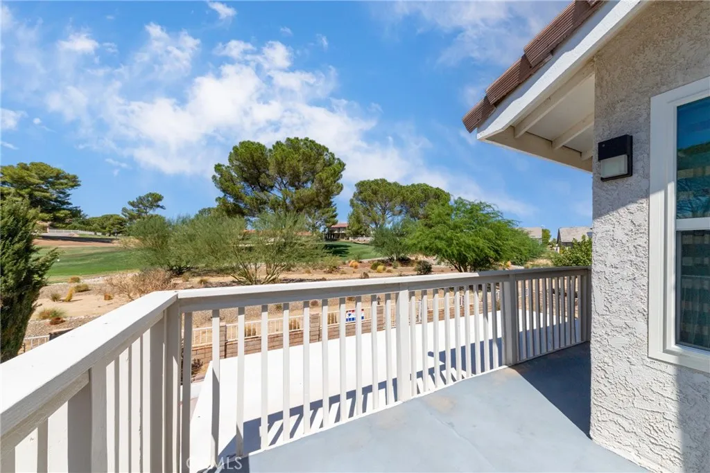 14743 Blue Grass Drive, Helendale, California 92342 home-pic-24