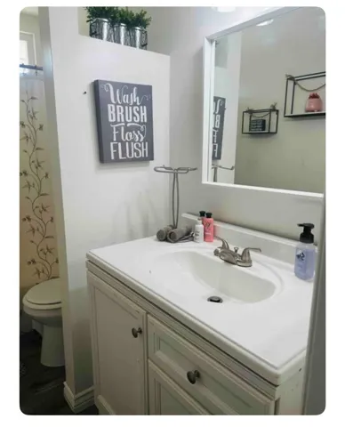 44311 Downsview Road, Lancaster, California 93535