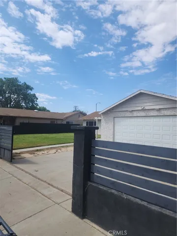 44311 Downsview Road, Lancaster, California 93535