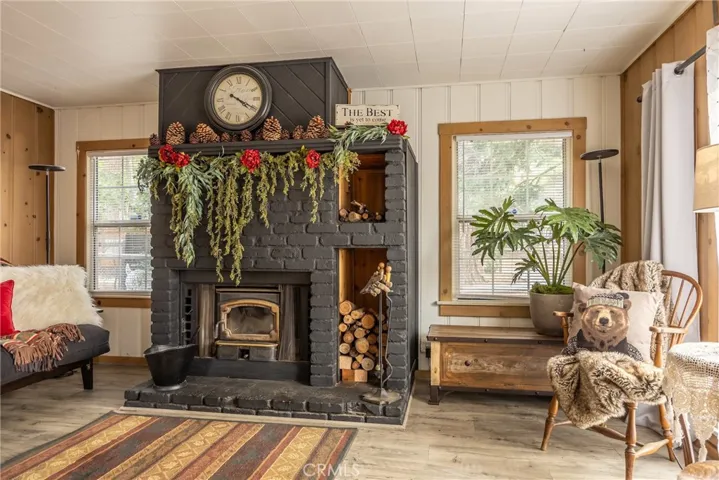 767 Pine Knot Boulevard, Big Bear Lake, California 92315