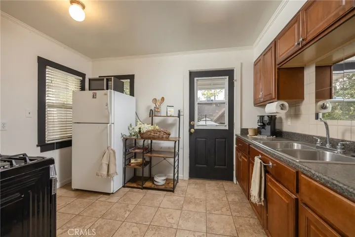 767 Pine Knot Boulevard, Big Bear Lake, California 92315