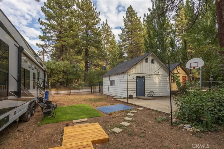 767 Pine Knot Boulevard, Big Bear Lake, California 92315