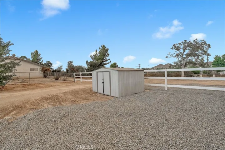 18645 Symeron Road, Apple Valley, California 92307