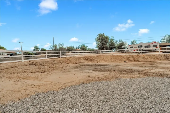 18645 Symeron Road, Apple Valley, California 92307