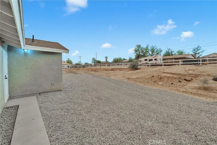 18645 Symeron Road, Apple Valley, California 92307
