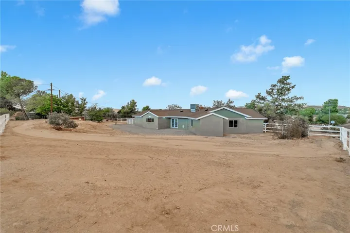 18645 Symeron Road, Apple Valley, California 92307