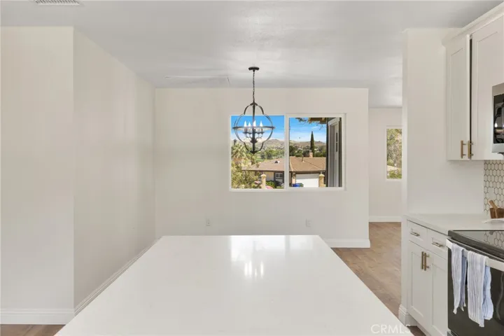 18645 Symeron Road, Apple Valley, California 92307